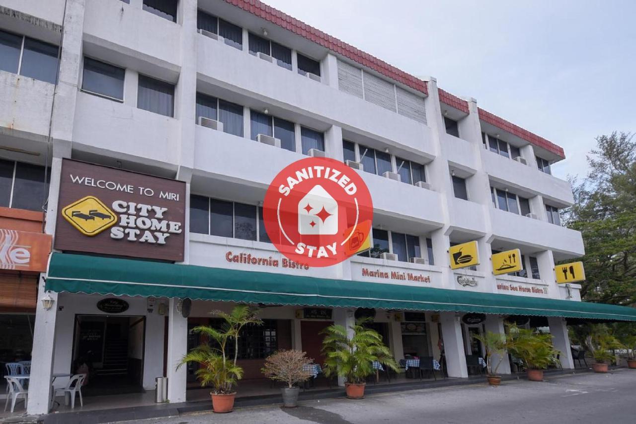 Super Oyo 89604 City Home Stay Miri Buitenkant foto