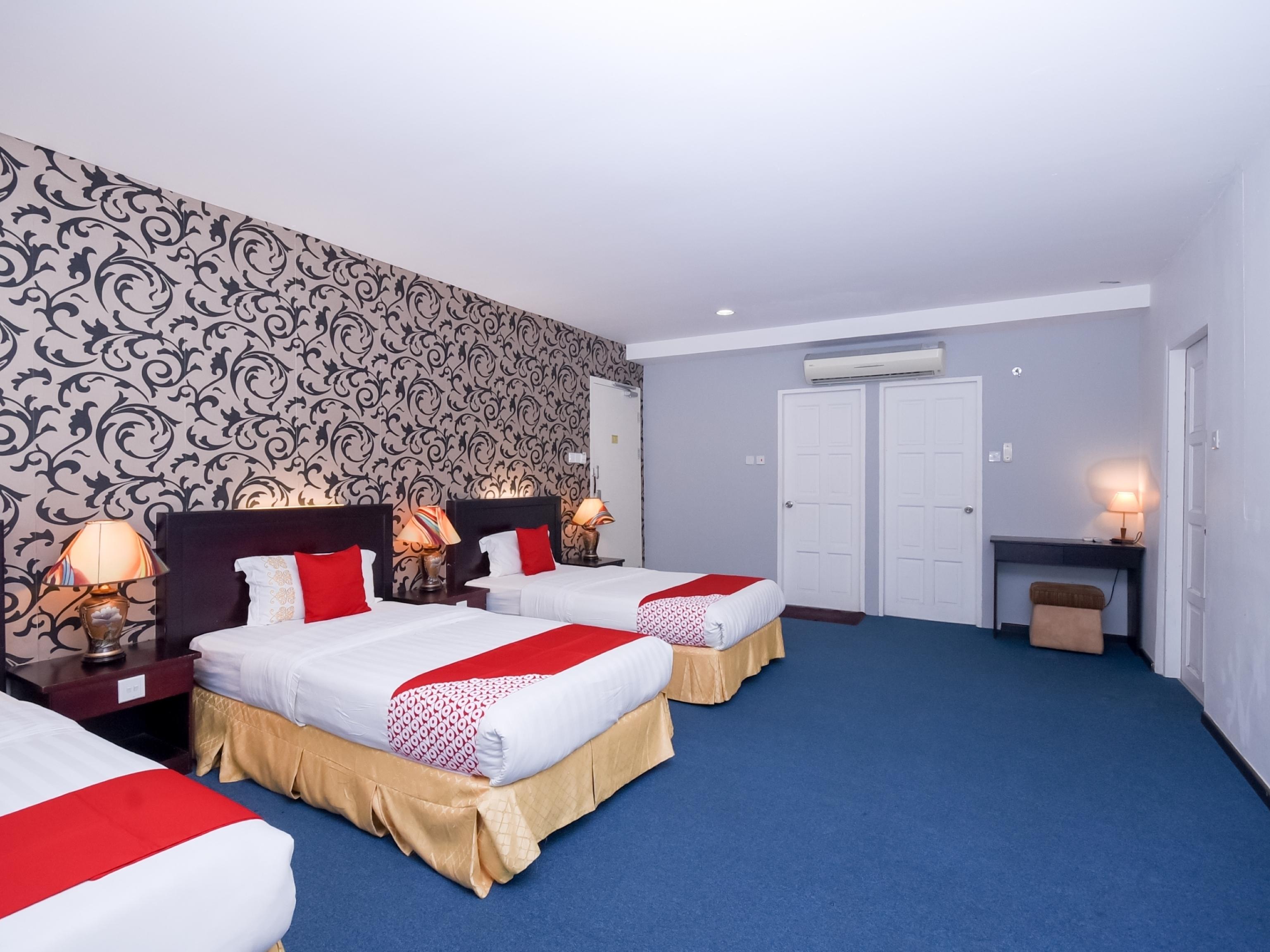 Super Oyo 89604 City Home Stay Miri Buitenkant foto