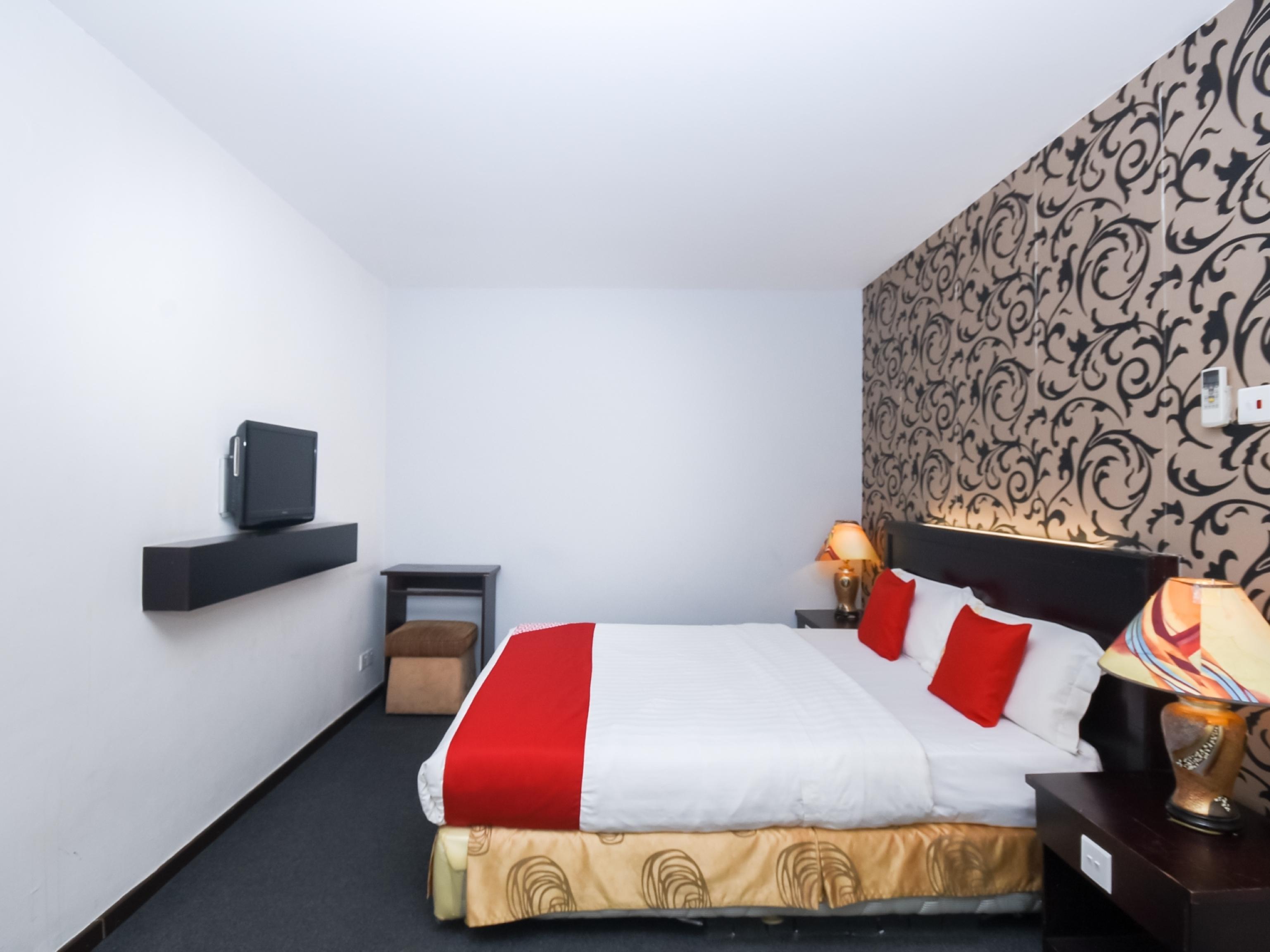 Super Oyo 89604 City Home Stay Miri Buitenkant foto