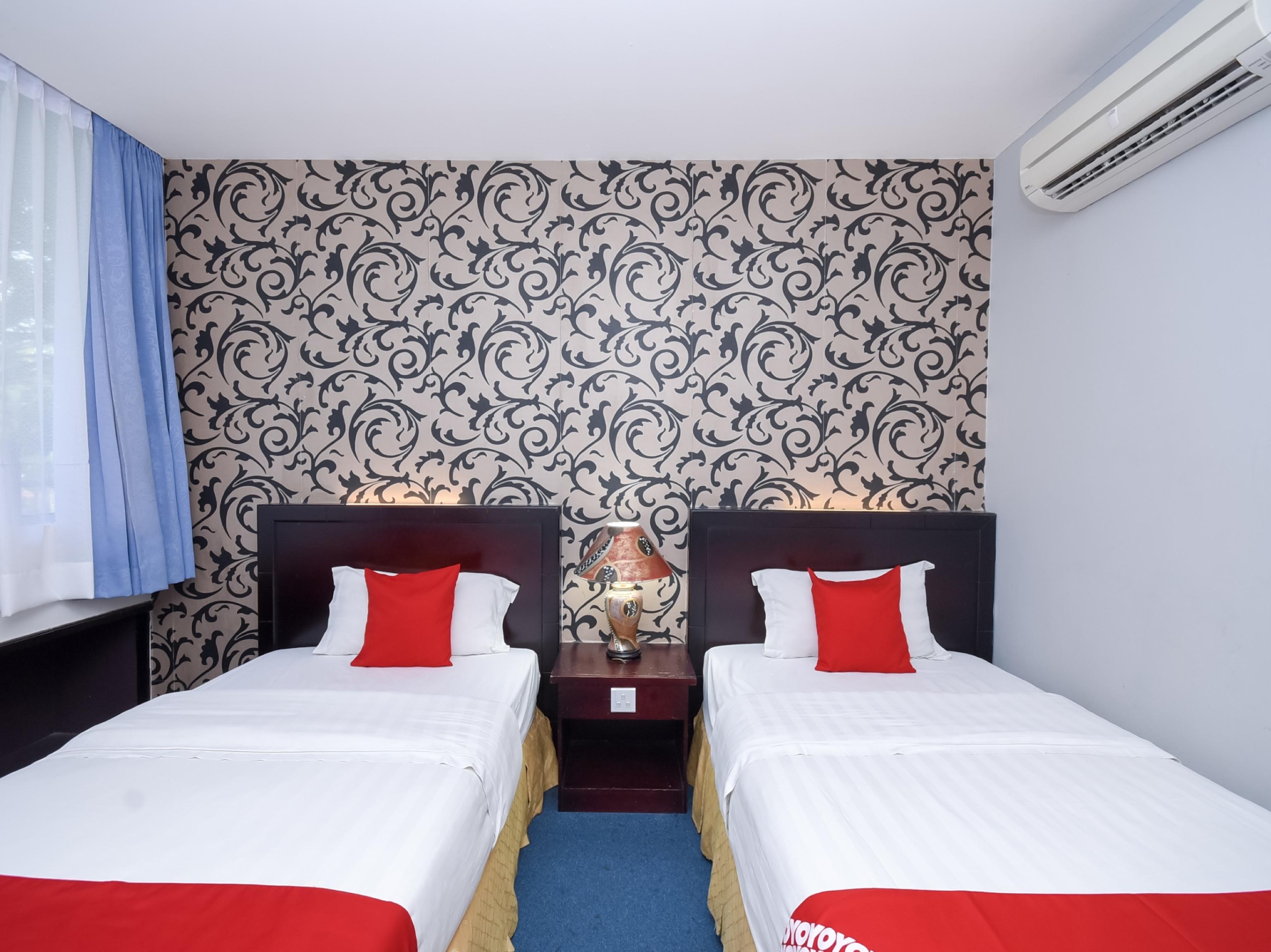 Super Oyo 89604 City Home Stay Miri Buitenkant foto