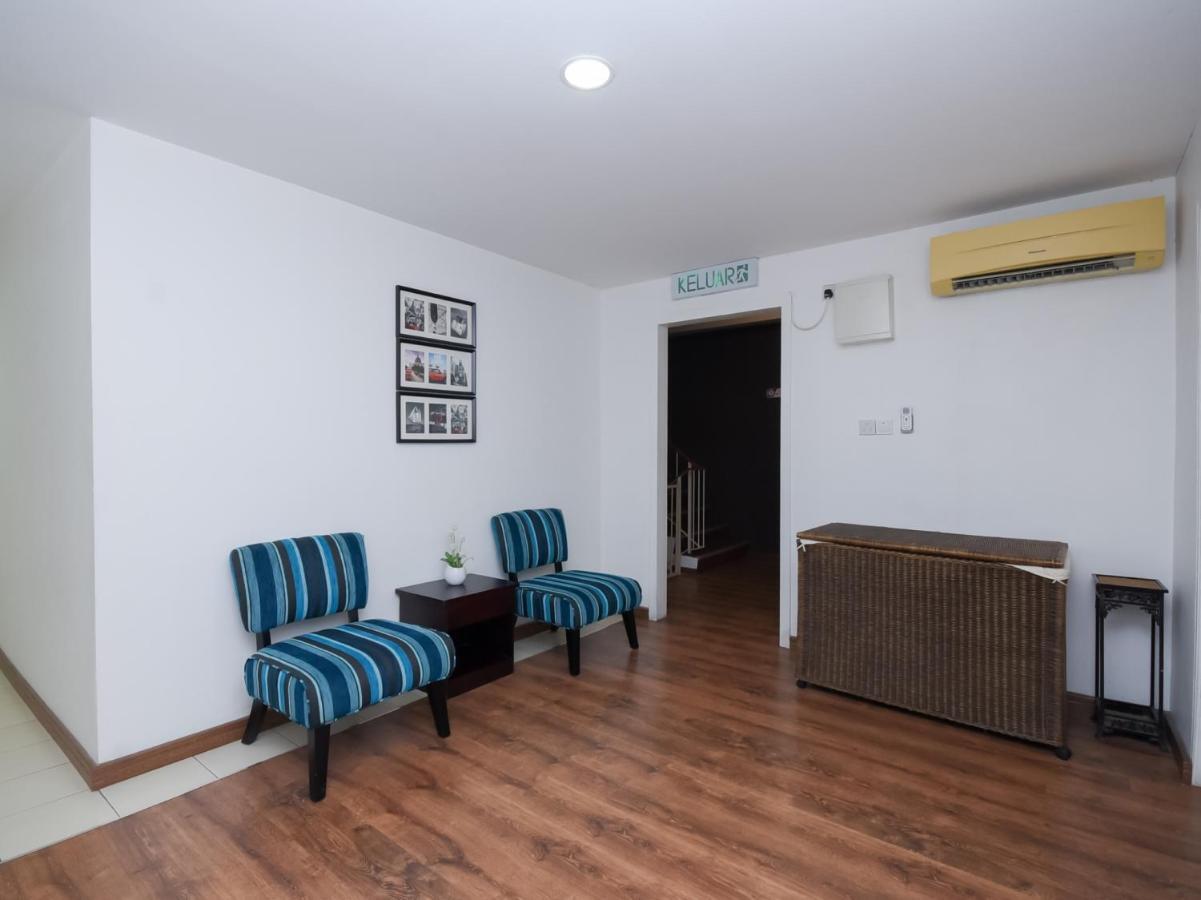 Super Oyo 89604 City Home Stay Miri Buitenkant foto